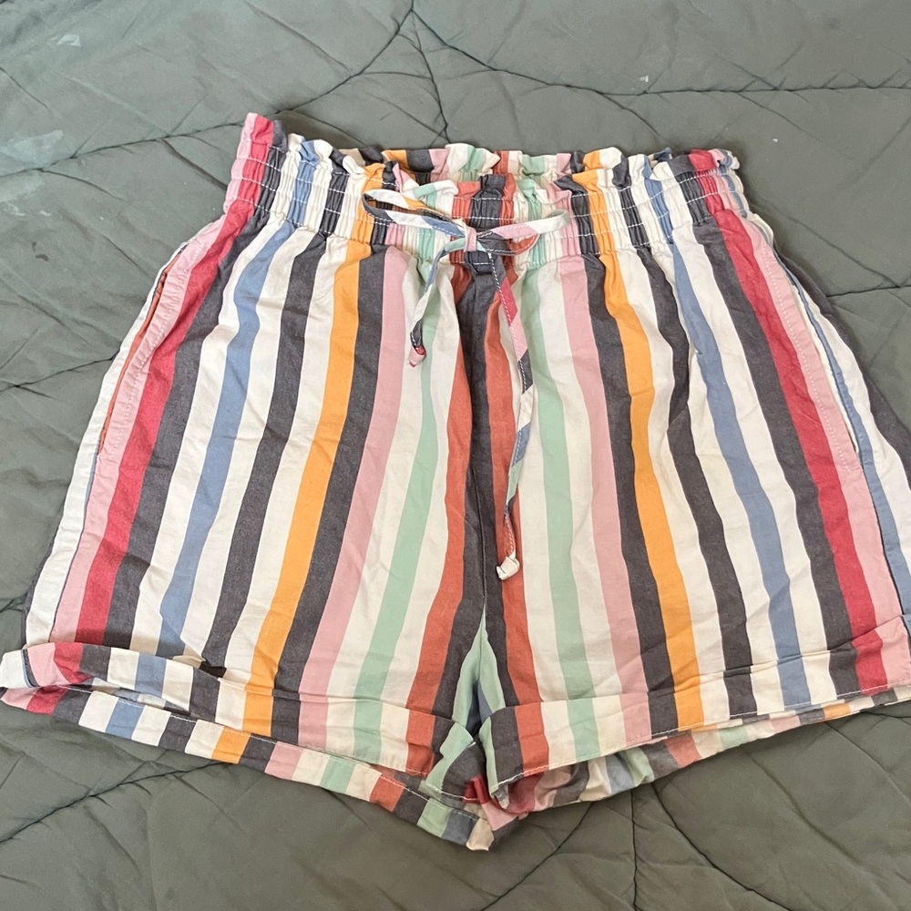 Smocked-Waist Pull-On Shorts in Rainbow Stripe